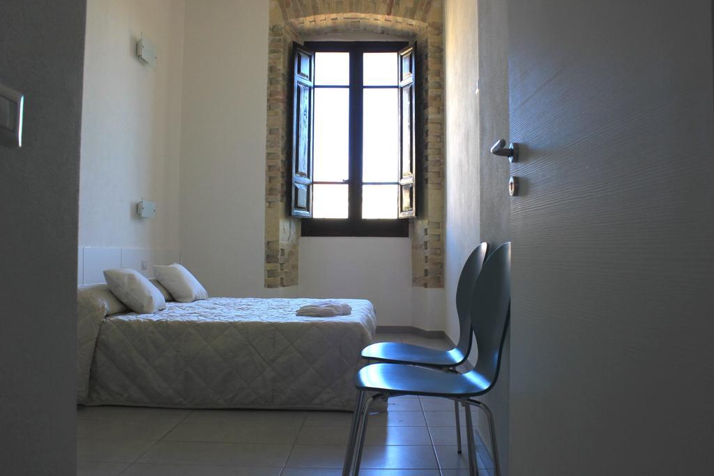 Ad Villanova Cagliari Dış mekan fotoğraf